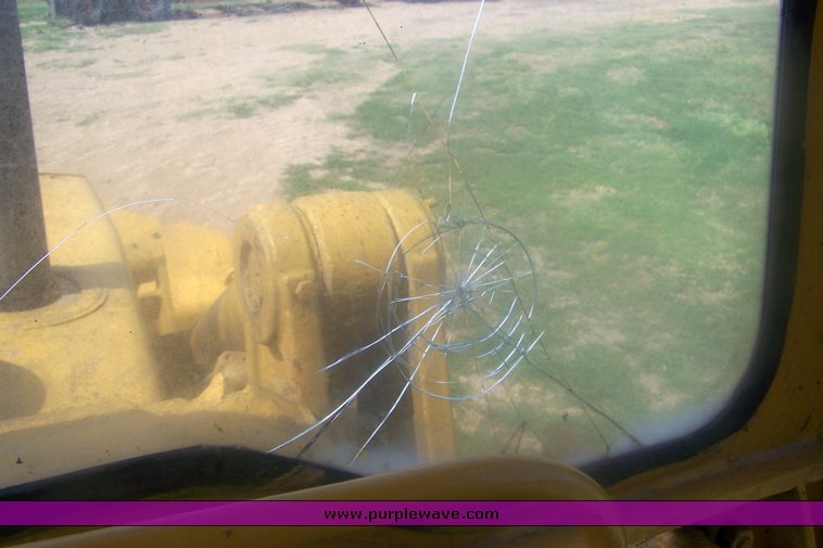 image for item 8700 1967 Caterpillar 955K track loader