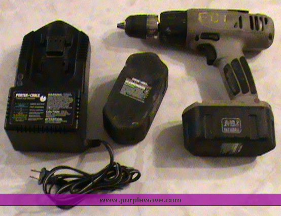 image for item 1005 Porter Cable 19.2 volt 1/2" drill