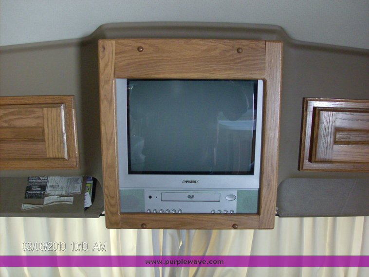 image for item 1009 1991 Pace Arrow Class A 37' motor home