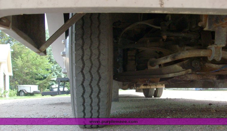 image for item 1009 1991 Pace Arrow Class A 37' motor home