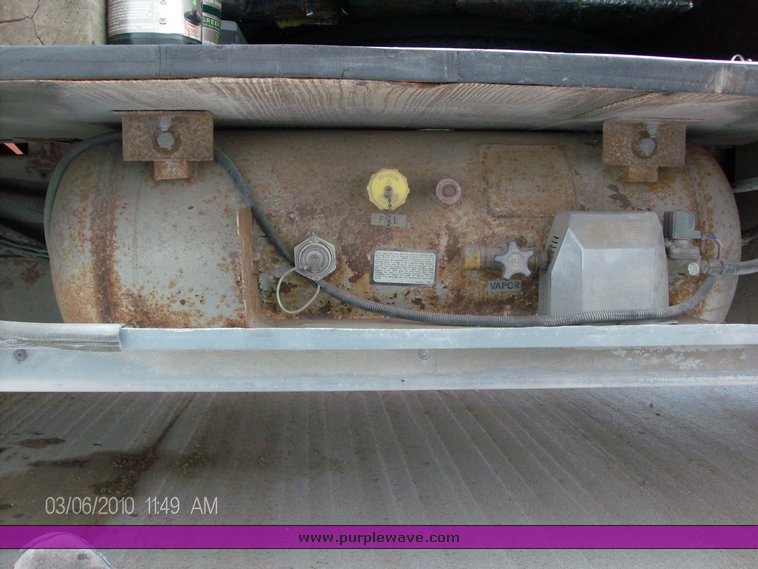 image for item 1009 1991 Pace Arrow Class A 37' motor home