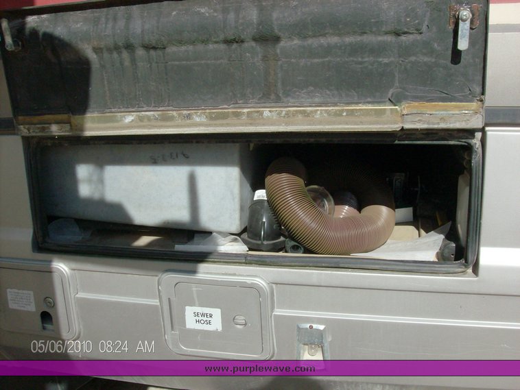 image for item 1009 1991 Pace Arrow Class A 37' motor home