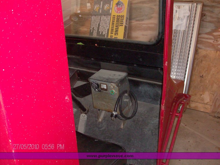 image for item 1010 Cushman electric utility vehicle