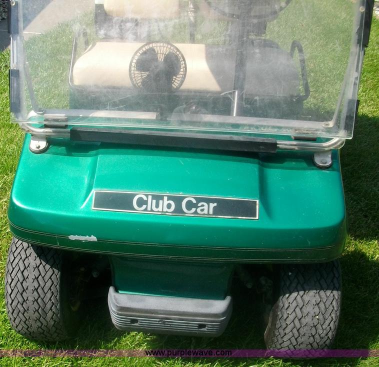 image for item 1014 Glub Car electric golf cart with topper