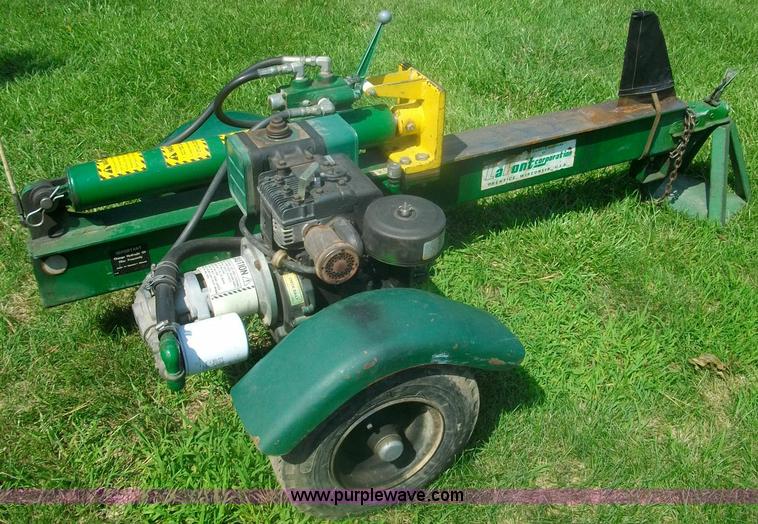 image for item 1021 Green Machine L35 log splitter