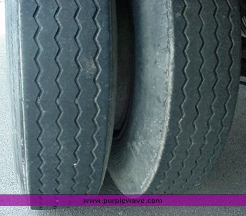 image for item 1501 1980 Pines 45' semi-trailer