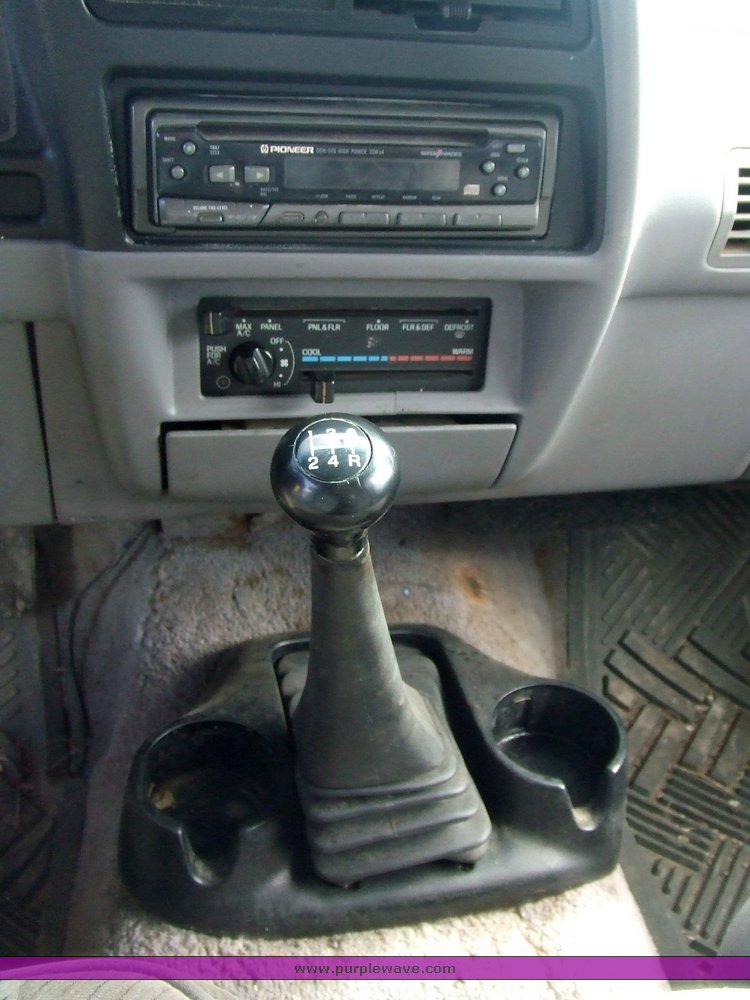 image for item 2077 1994 Ford Ranger XLT pickup truck