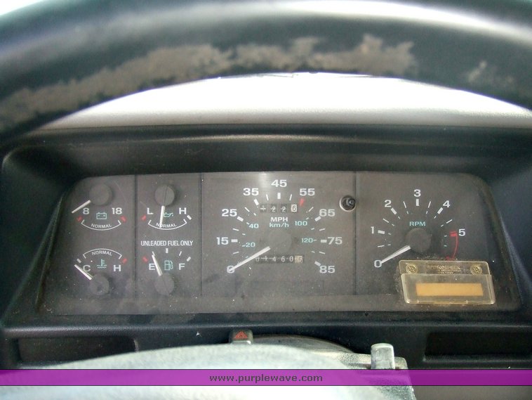 image for item 2077 1994 Ford Ranger XLT pickup truck