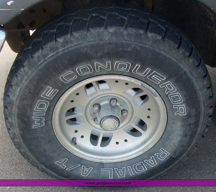 image for item 2077 1994 Ford Ranger XLT pickup truck