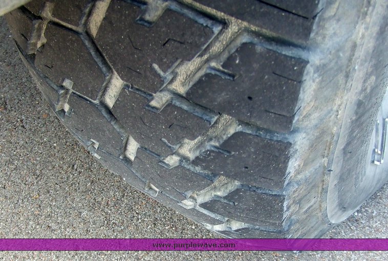 image for item 2077 1994 Ford Ranger XLT pickup truck