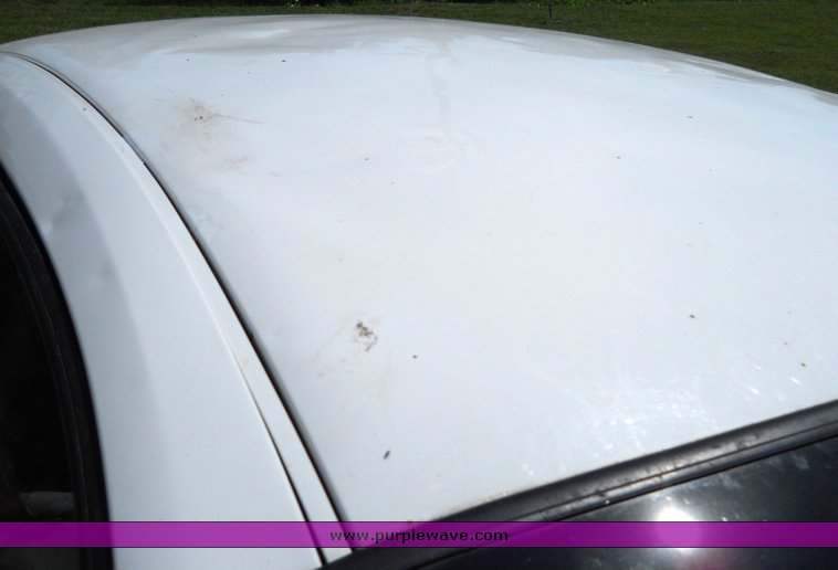 image for item 2078 2002 Ford Taurus SES