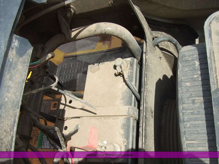 image for item 2081 Cub Cadet GT3200 riding mower