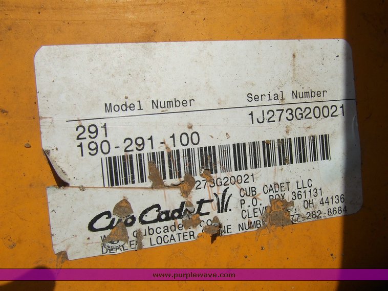 image for item 2081 Cub Cadet GT3200 riding mower