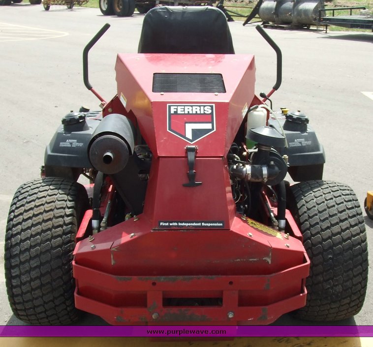 image for item 2082 Ferris IS 5000Z riding lawn mower