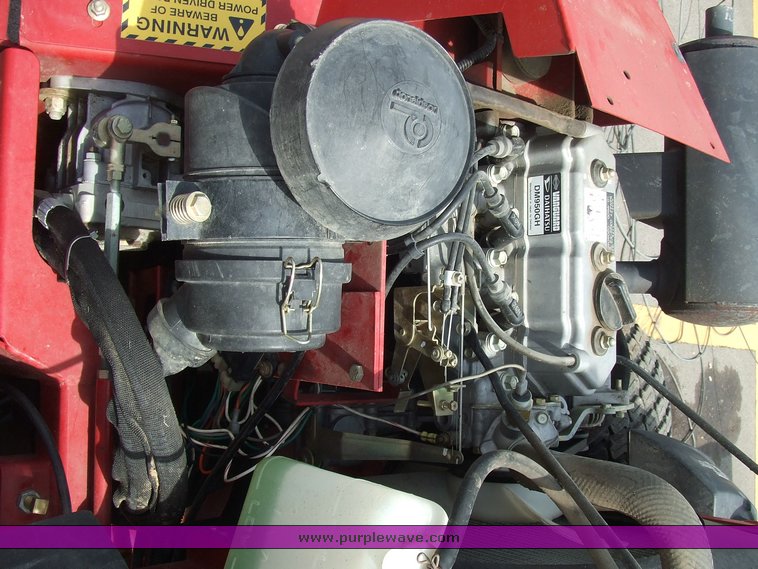 image for item 2082 Ferris IS 5000Z riding lawn mower