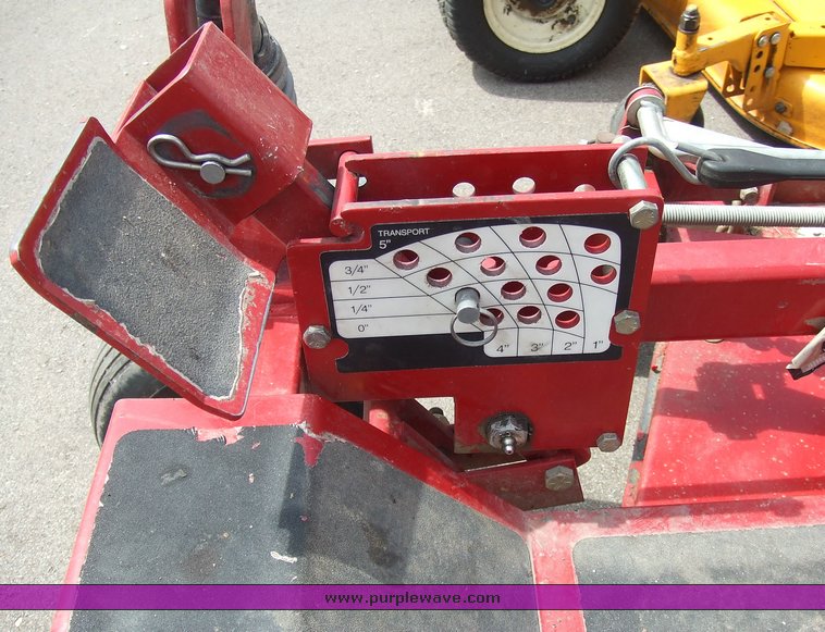 image for item 2082 Ferris IS 5000Z riding lawn mower