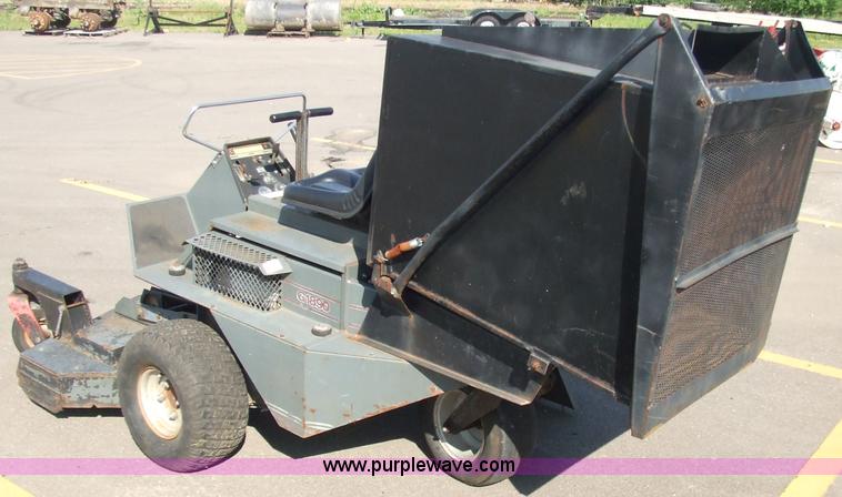 image for item 2105 Grazer G1890 riding mower