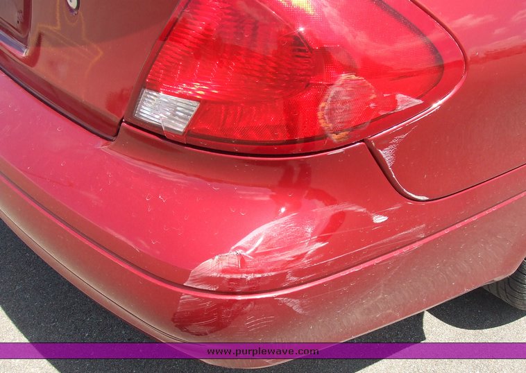 image for item 2108 2001 Ford Taurus SES