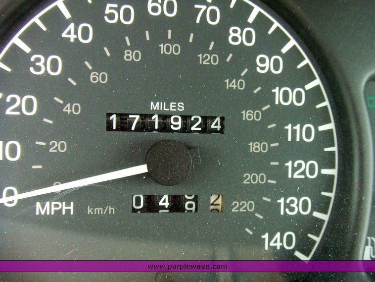 image for item 2110 1998 Cadillac Catera