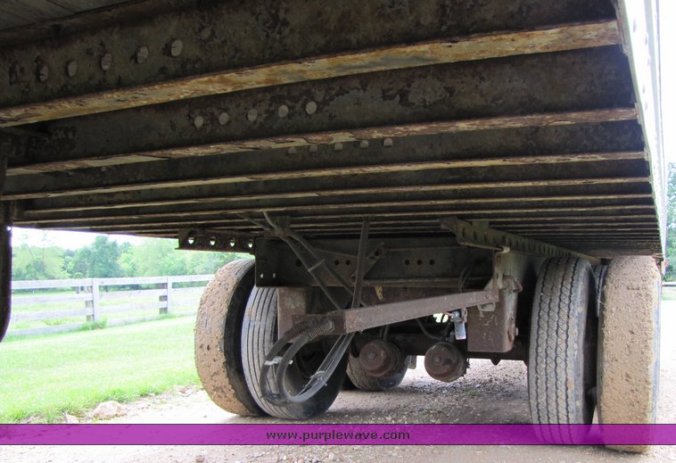 image for item 3327 1996 Dorsey AIDT-ESCG 53' van trailer