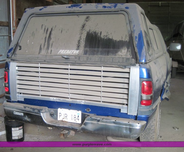 image for item 3913 1994 Dodge Ram 1500