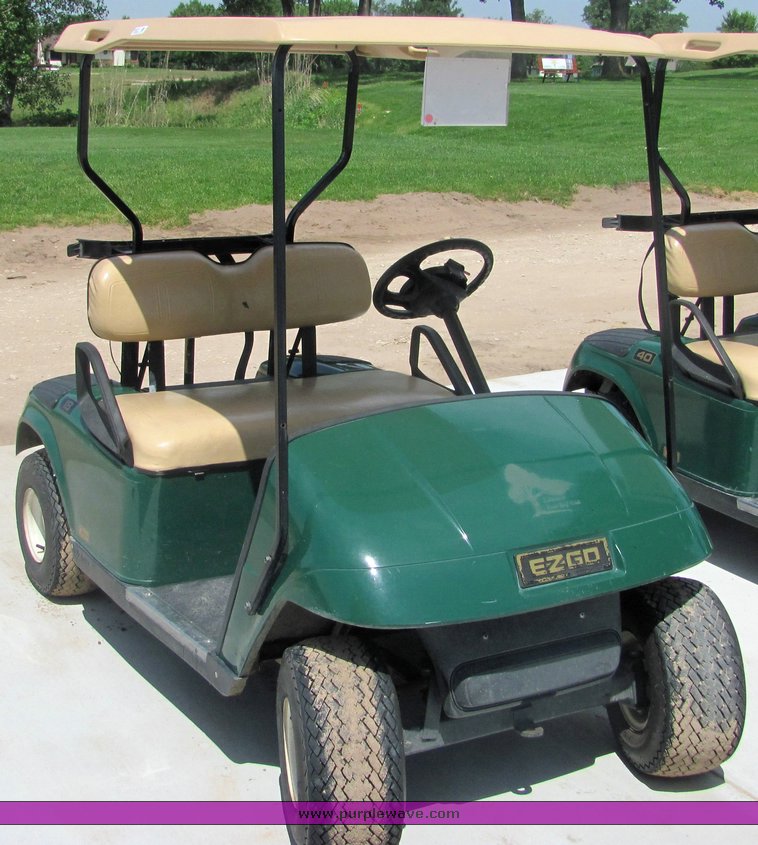 image for item 4610 2002 E2-GO electric golf cart