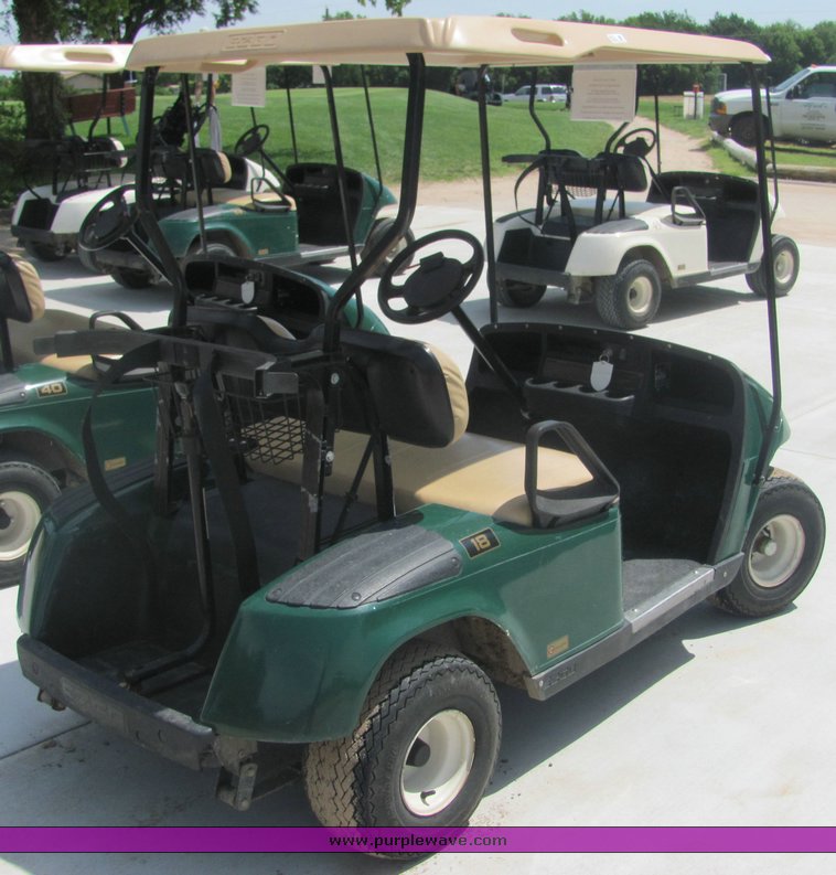 image for item 4610 2002 E2-GO electric golf cart
