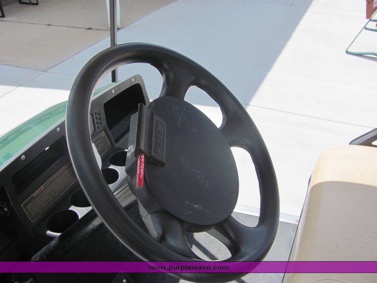 image for item 4610 2002 E2-GO electric golf cart