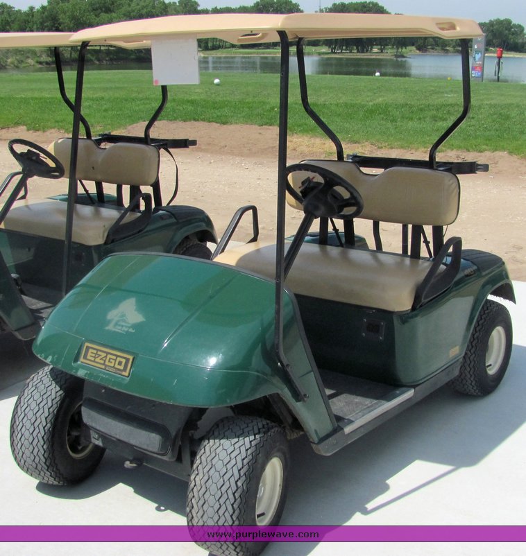 image for item 4612 2002 EZ-GO electric golf cart
