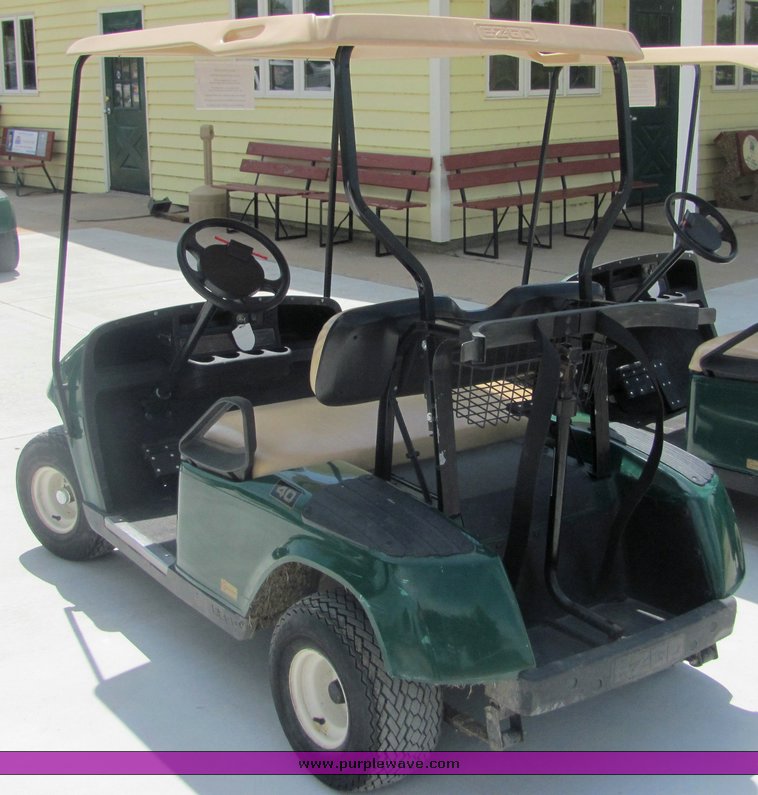 image for item 4612 2002 EZ-GO electric golf cart