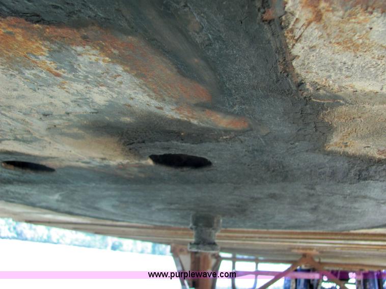 image for item 4613 1971 Great Dane 45' enclosed trailer