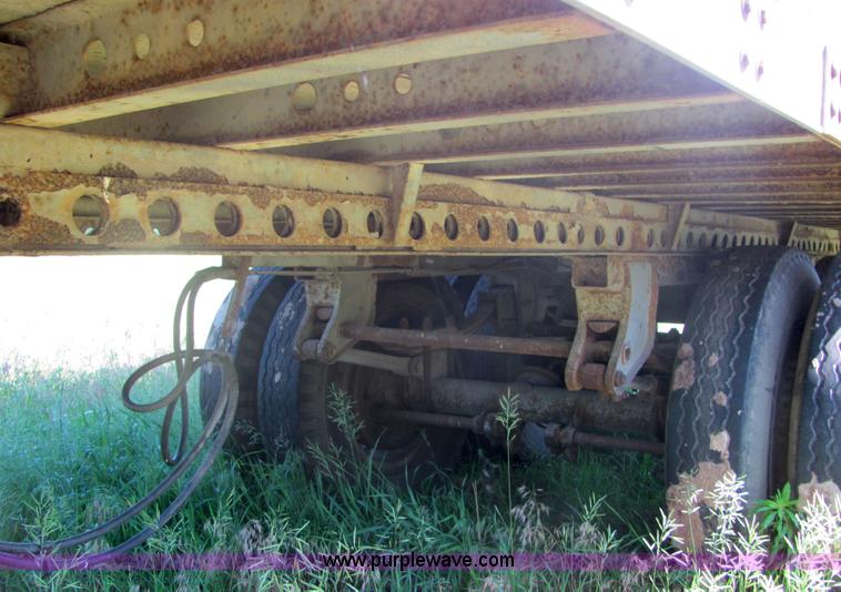 image for item 4613 1971 Great Dane 45' enclosed trailer