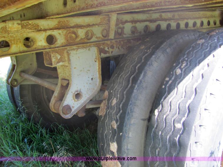 image for item 4613 1971 Great Dane 45' enclosed trailer