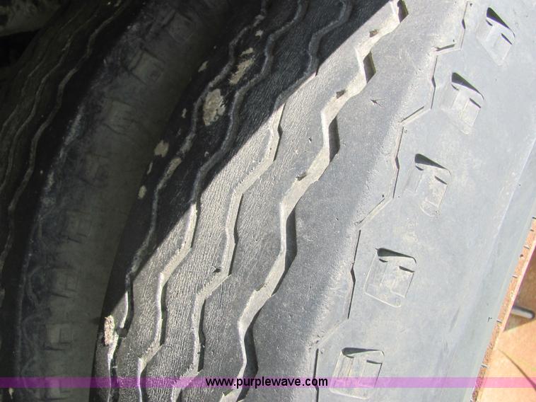 image for item 4613 1971 Great Dane 45' enclosed trailer