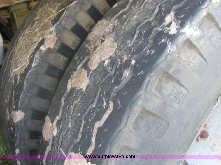 image for item 4613 1971 Great Dane 45' enclosed trailer