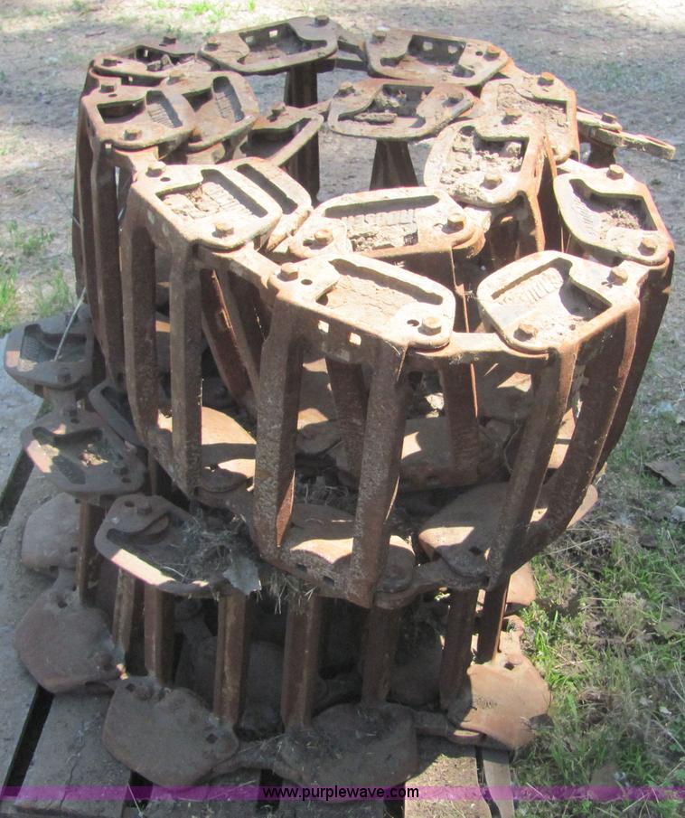 image for item 4614 Grouser steel skid loader tracks