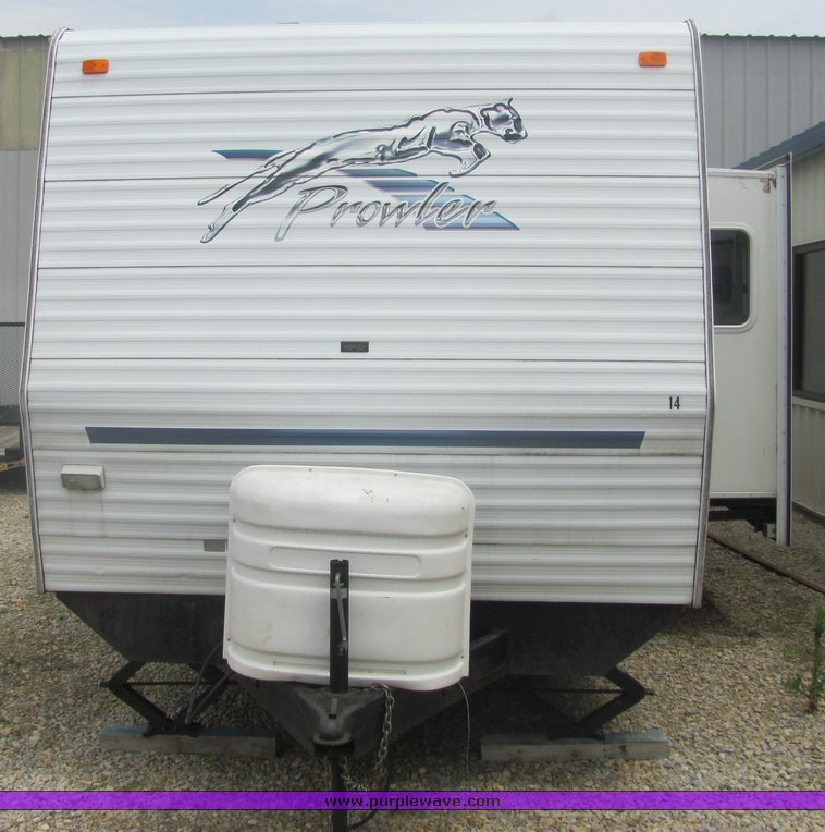 image for item 4626 2001 Prowler North West Edition 37' travel trailer