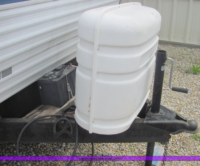 image for item 4626 2001 Prowler North West Edition 37' travel trailer