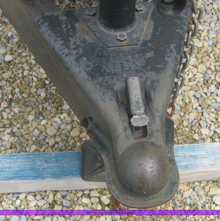 image for item 4626 2001 Prowler North West Edition 37' travel trailer