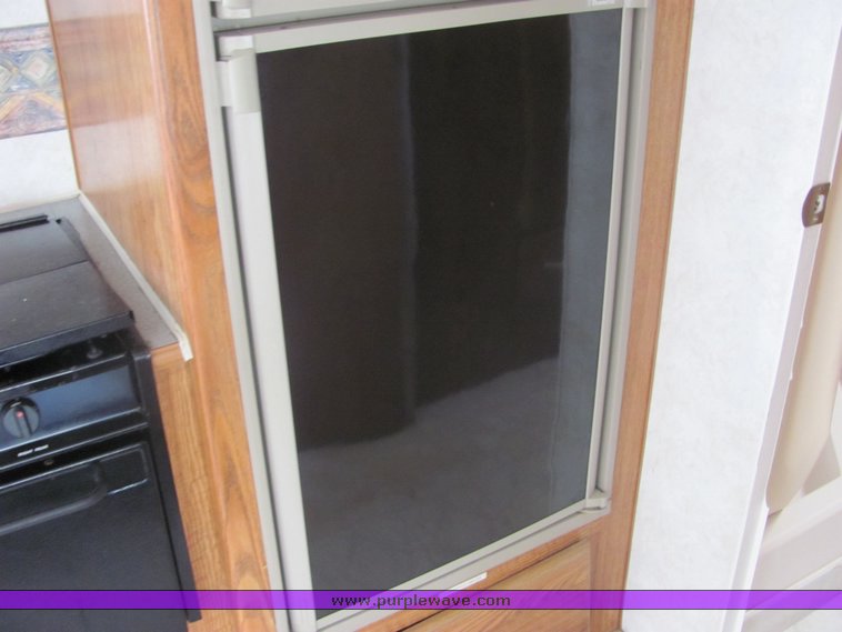 image for item 4626 2001 Prowler North West Edition 37' travel trailer