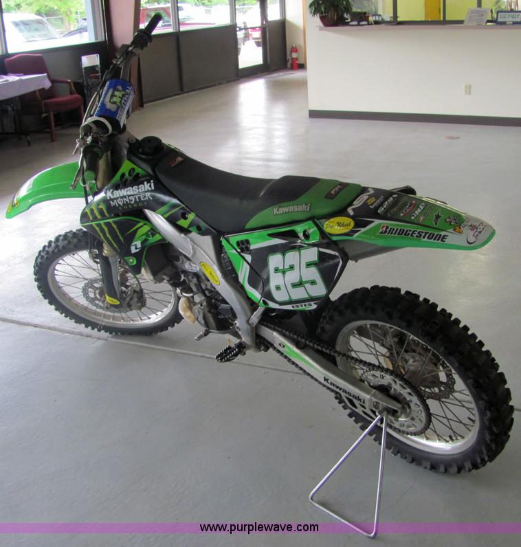 image for item 4630 2006 Kawasaki KX250F dirt bike