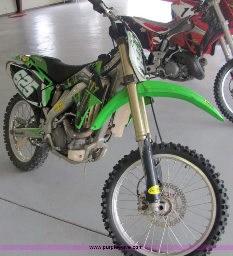 image for item 4630 2006 Kawasaki KX250F dirt bike
