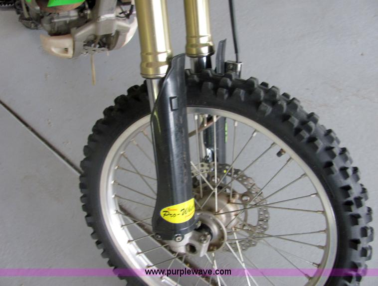 image for item 4630 2006 Kawasaki KX250F dirt bike