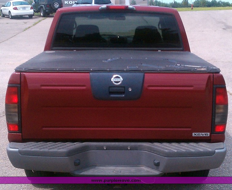 image for item 6111 2004 Nissan Frontier XE