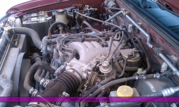 image for item 6111 2004 Nissan Frontier XE