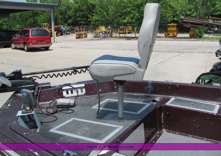 image for item 6115 1978 Cajun 17' boat