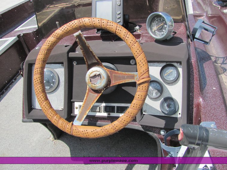 image for item 6115 1978 Cajun 17' boat