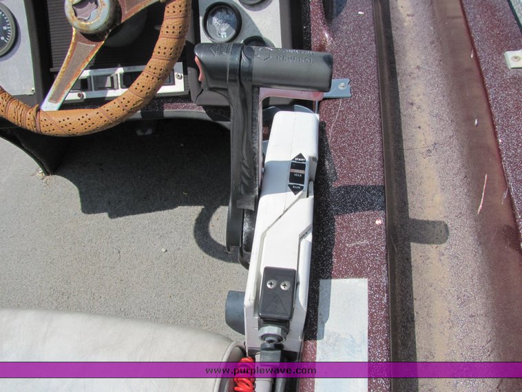 image for item 6115 1978 Cajun 17' boat