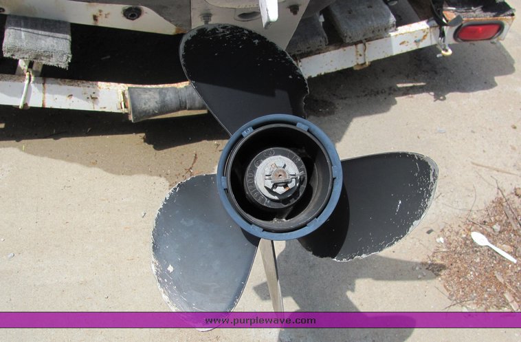 image for item 6115 1978 Cajun 17' boat