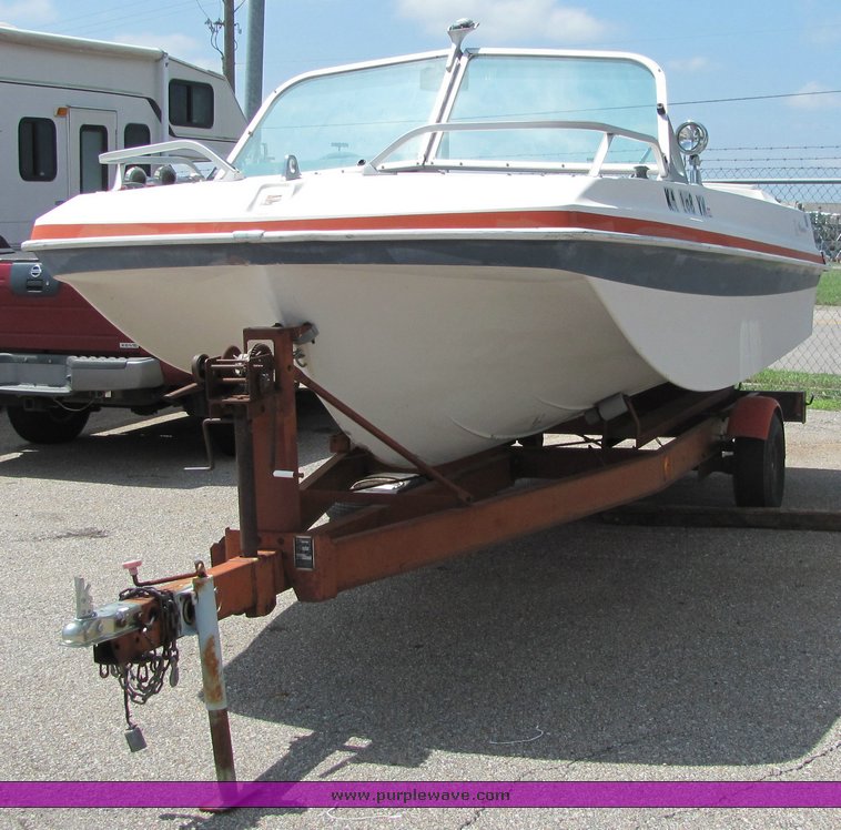 image for item 6116 1969 Evinrude open bow boat